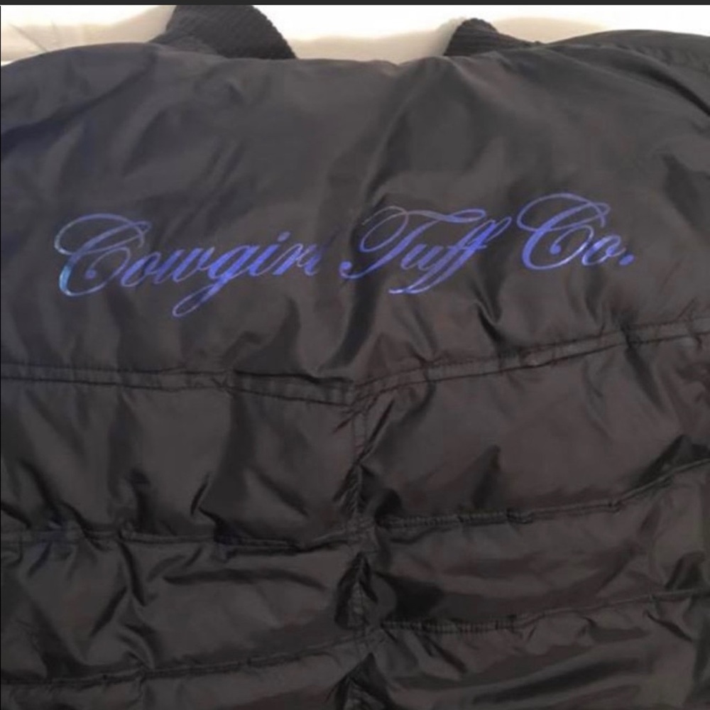 Cowgirl Tuff  jacket size XL